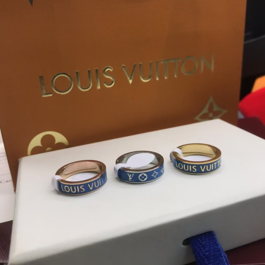 Louis Vuitton Letters Pattern Ring - Original Replica Club