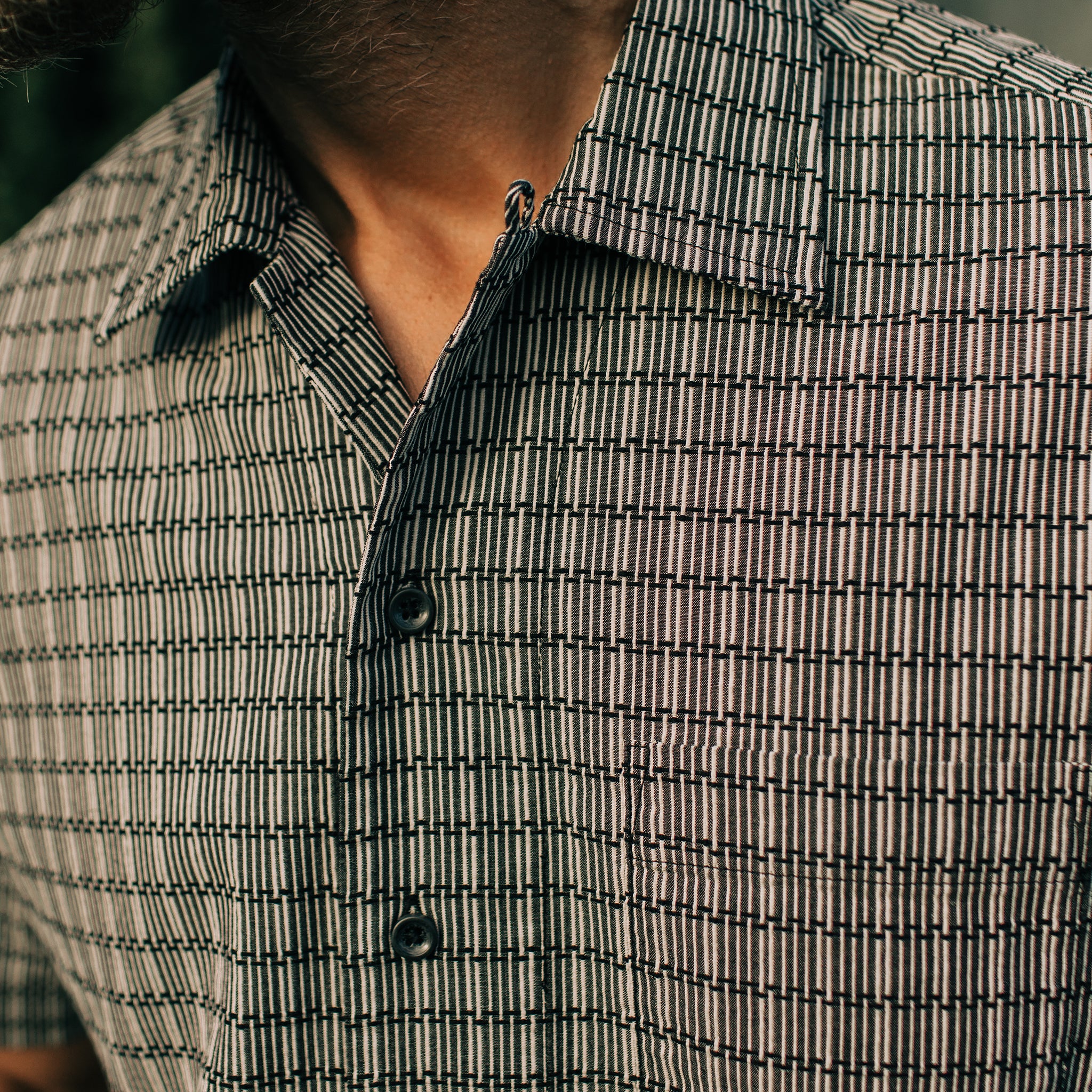 The Short Sleeve Hawthorne in Navy Stripe