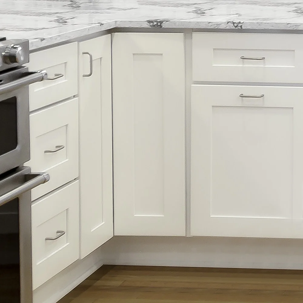 Design House Brookings Ready to Assemble Wood Shaker 2-Door and 2-Drawer Kitchen Base Cabinet (48 x 34.5 x 24), Sherwin Williams? White - Image 10
