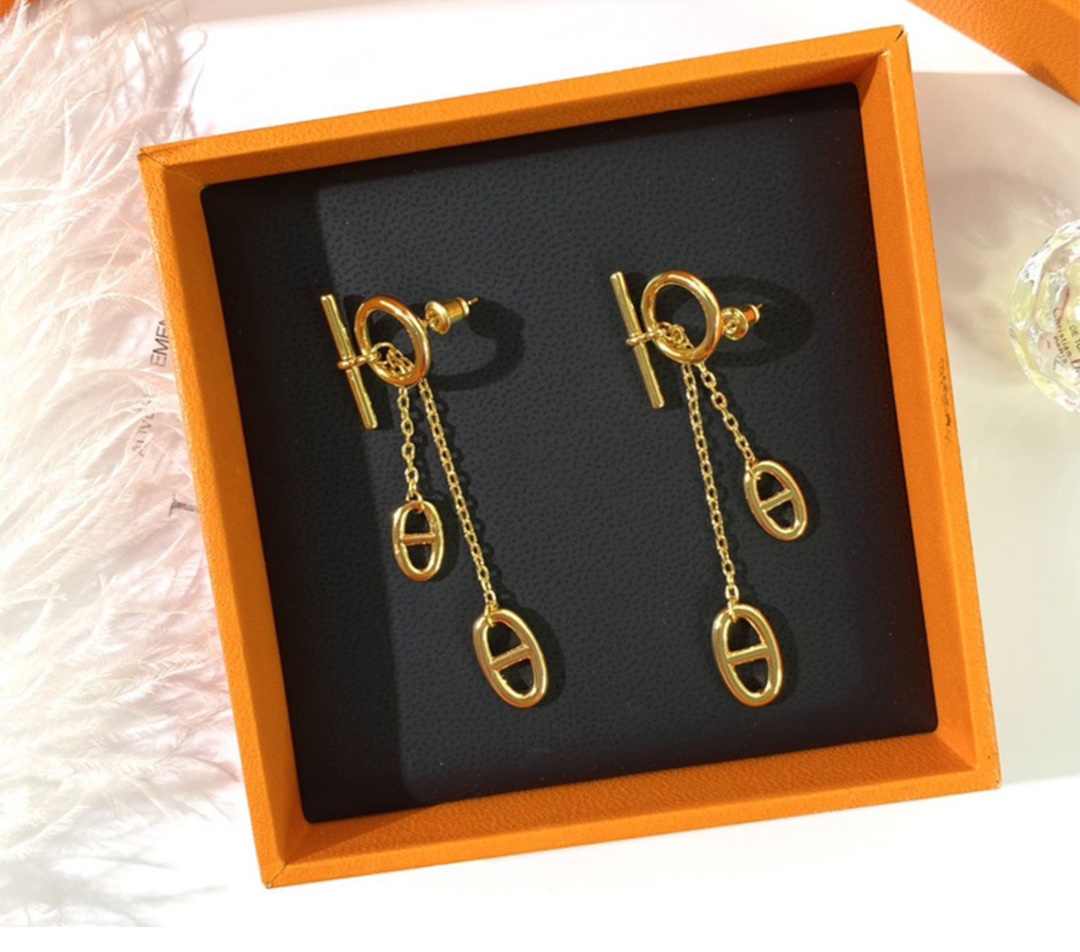Hermes Pig Nose Tassel Earrings - Original Replica Club