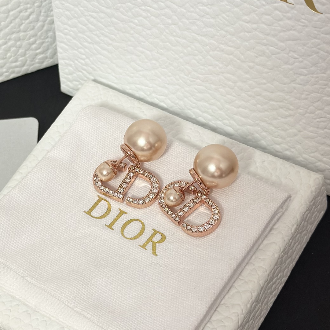 Dior Sweet CD Pearl Stud Earrings - Original Replica Club