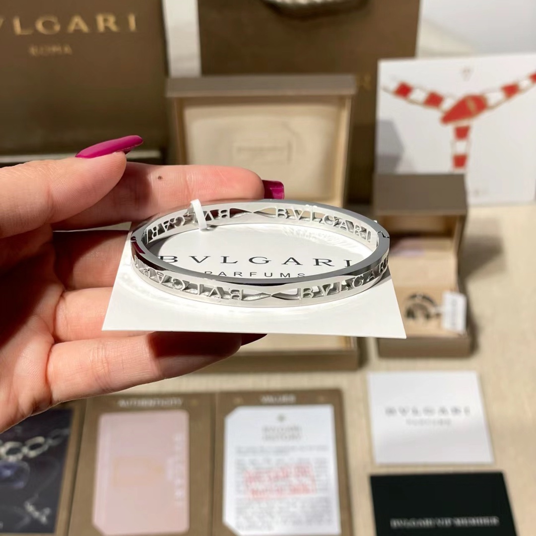Bvlgari Hollow Monogram B.zero1 Bangle Bracelet - Original Replica Club