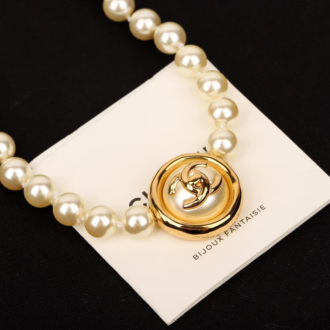 Chanel Enhancer Double C Pendant Pearl Choker Necklace - Original Replica Club