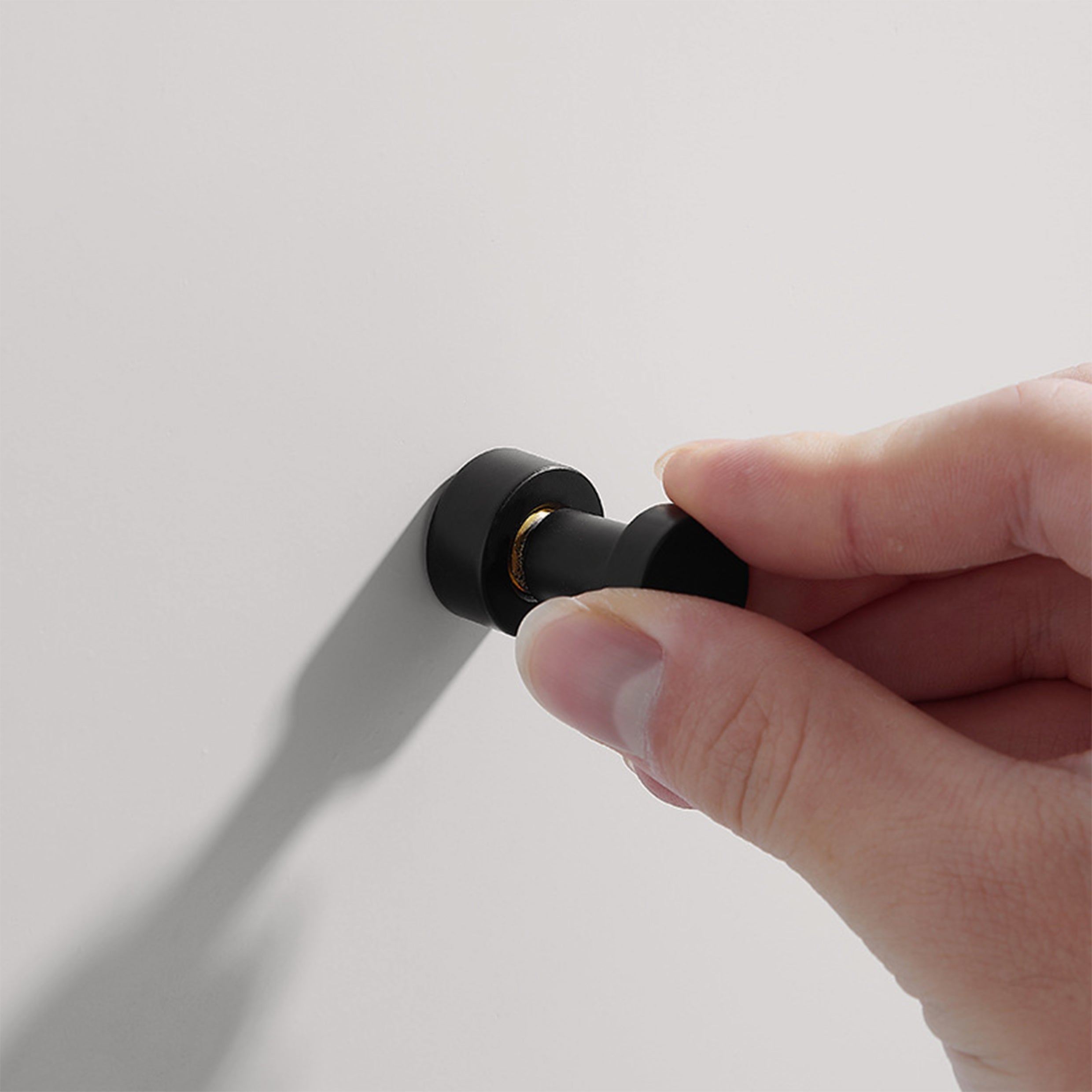 QUVIO Wandhaak - Knop - Metaal - Zwart