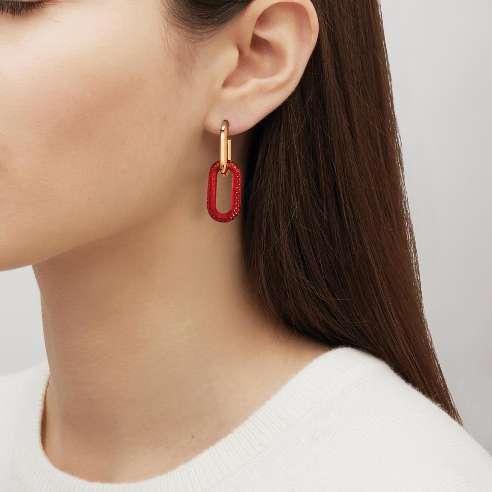BOUCLES D'OREILLES EMPREINTE ANIMALE - CRISTAL ROUGE, LAITON PLAQUÉ OR JAUNE 18 CARATS
