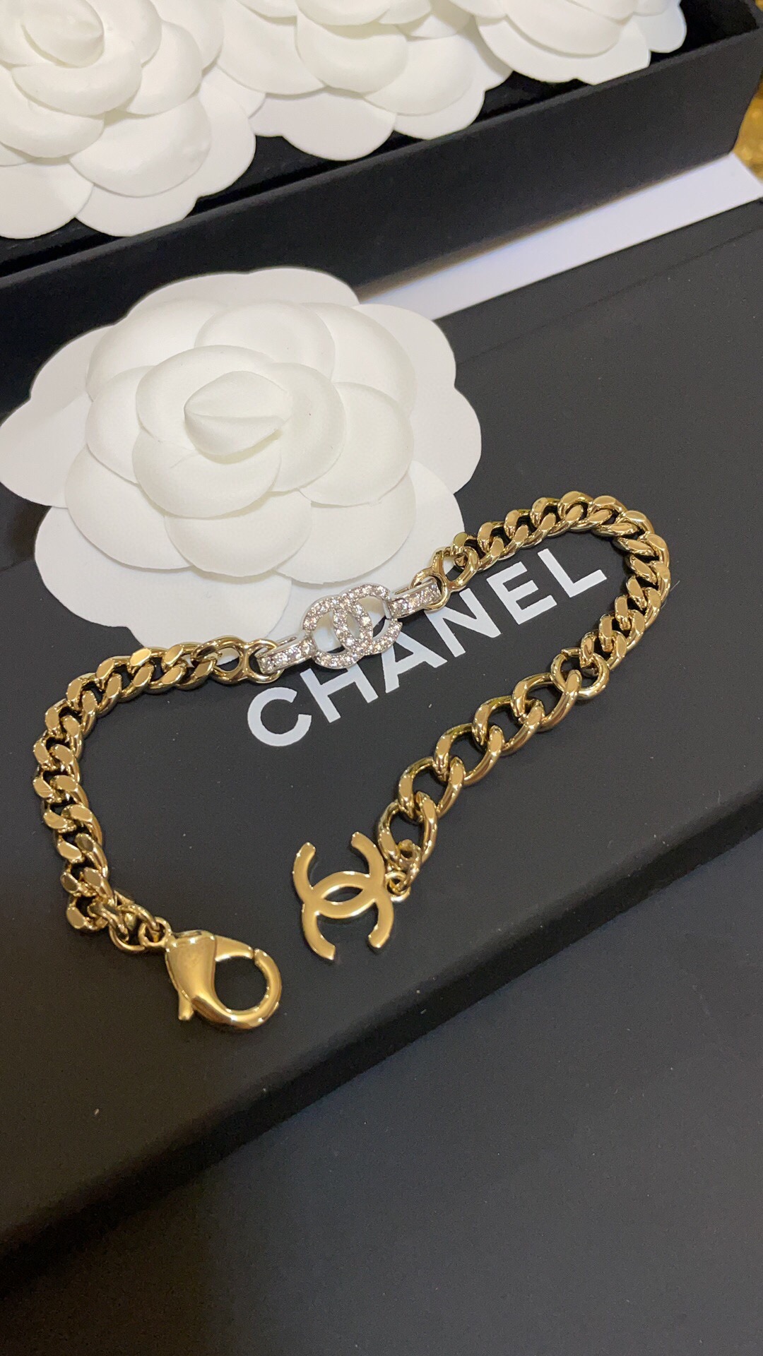 Chanel Mixed Color Cuban Chain Bracelet Earrings Choker Necklace - Original Replica Club