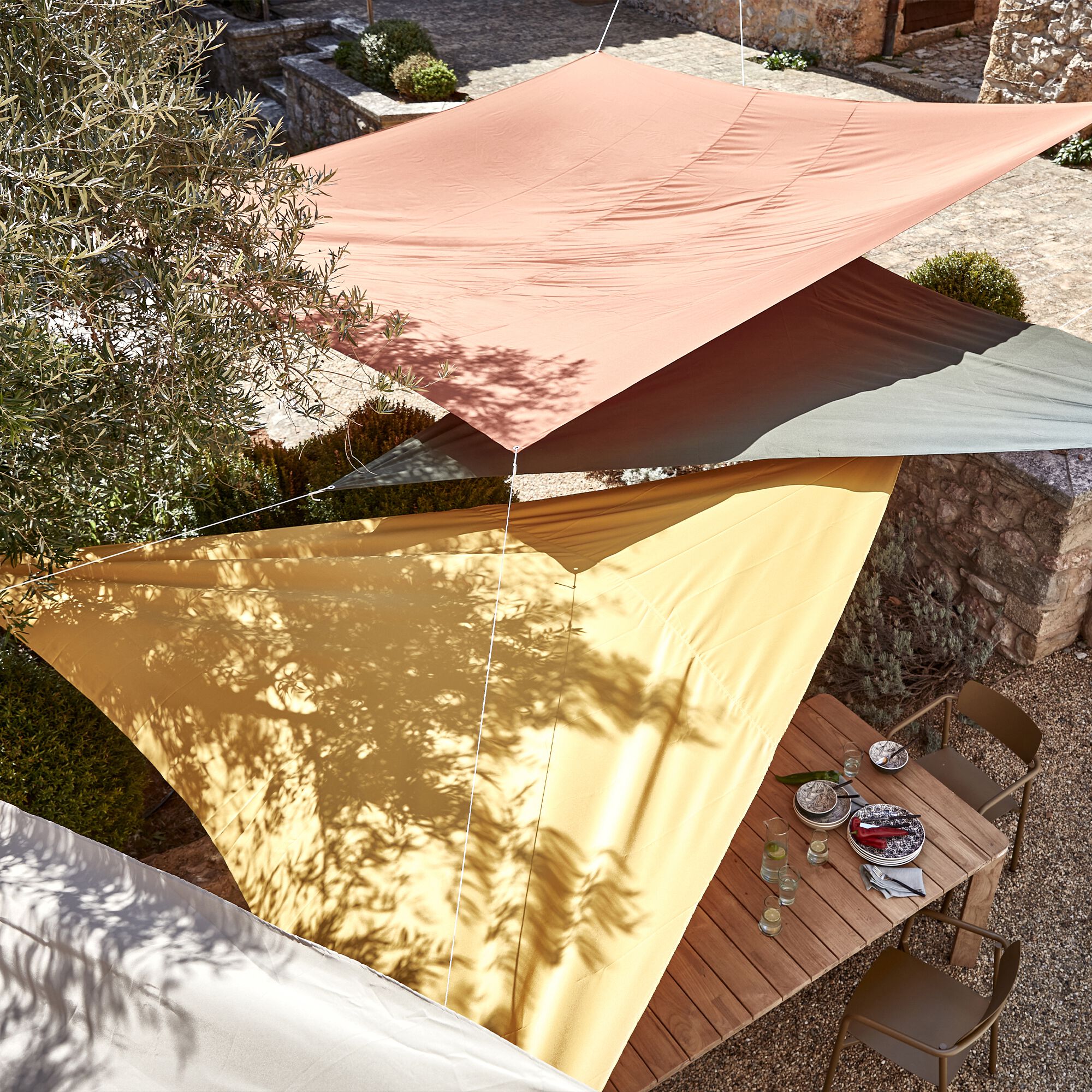 ROSA - Voile d'ombrage triangle 3,6m - vert cèdre