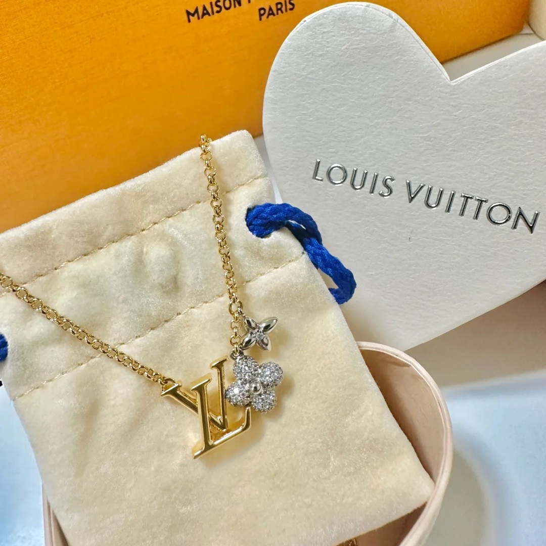 Louis Vuitton Mixed Metal Color LV Monogram Earrings Necklace - Original Replica Club