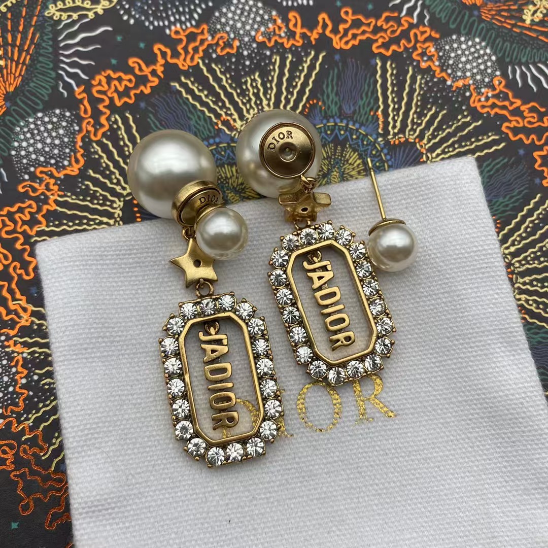 Dior JADIOR Drop Pearl Earrings - Original Replica Club