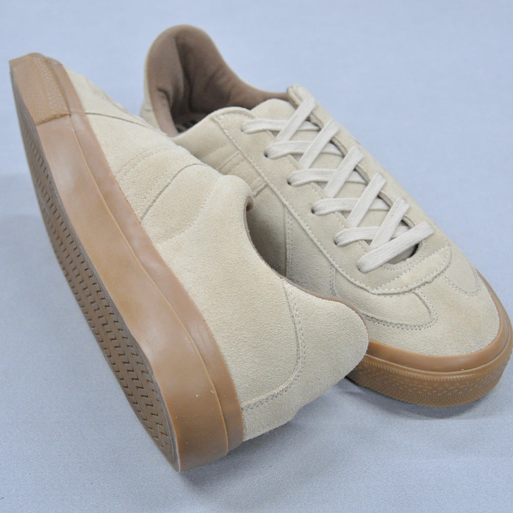 REPRODUCTION OF FOUND - Baskets 4700S - Panna Suede
