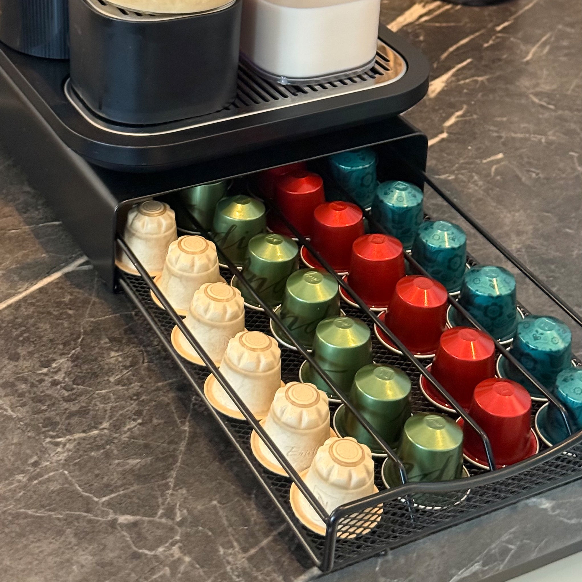 QUVIO Koffie cups lade voor 40 Nespresso capsules - Zwart - Metaal