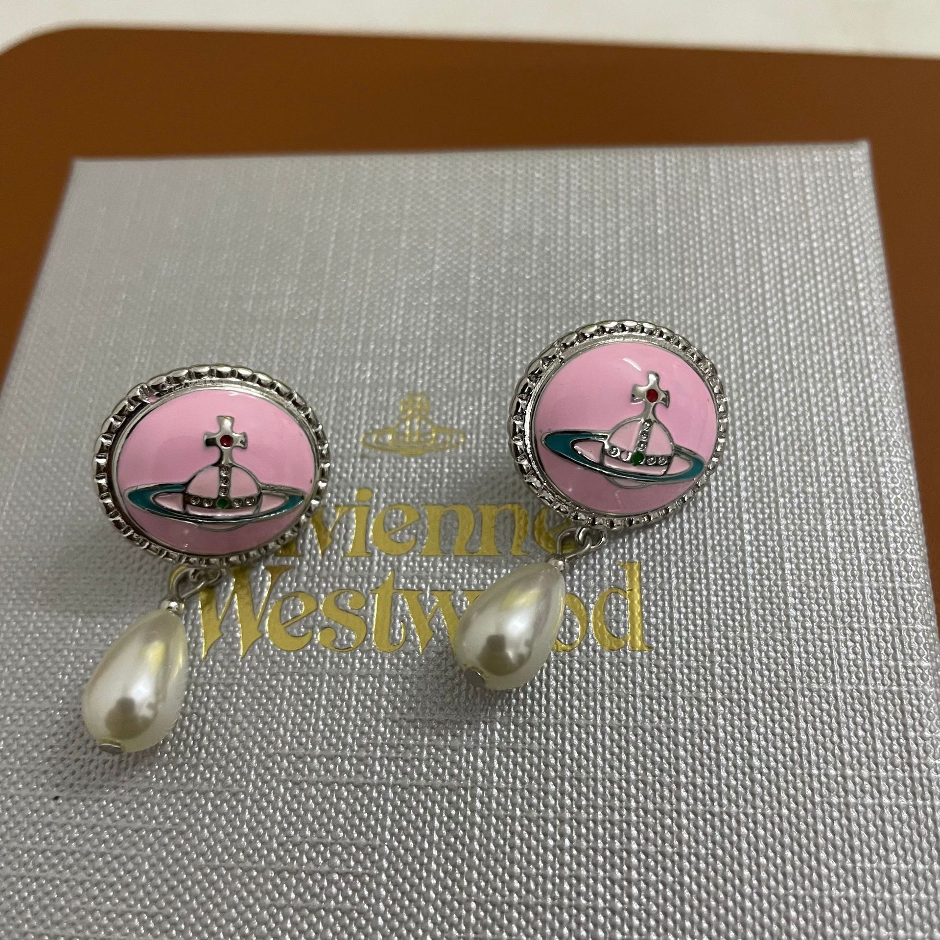 Vivienne Westwood Enamel Saturn Waterdrop Pearl Earrings - Original Replica Club