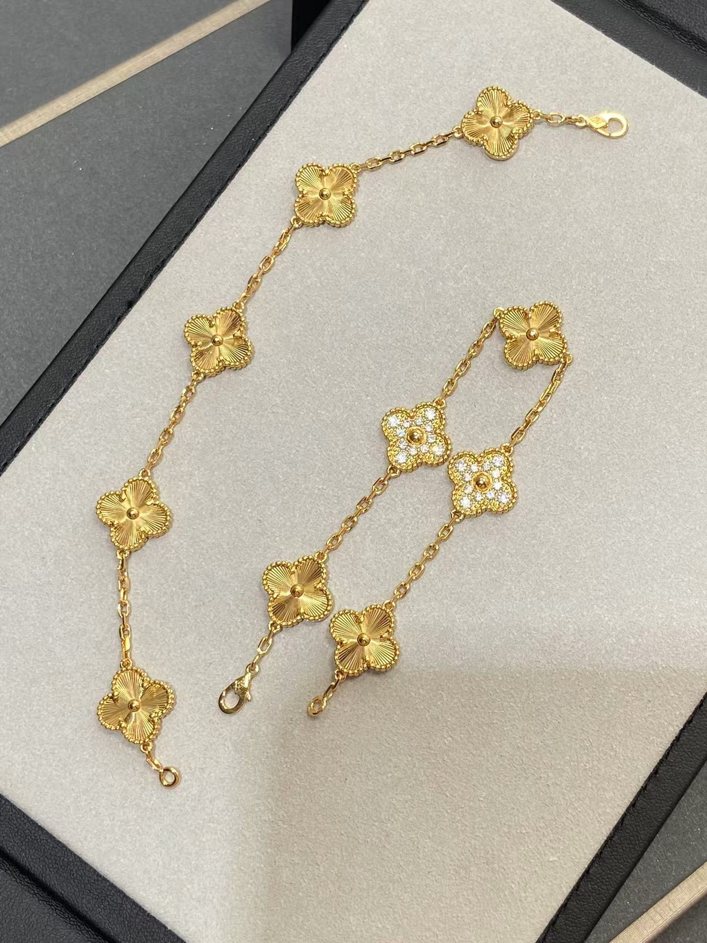 VCA Gold-tone Diamond and Guilloche Vintage Alhambra Bracelet 5 Motifs - Original Replica Club