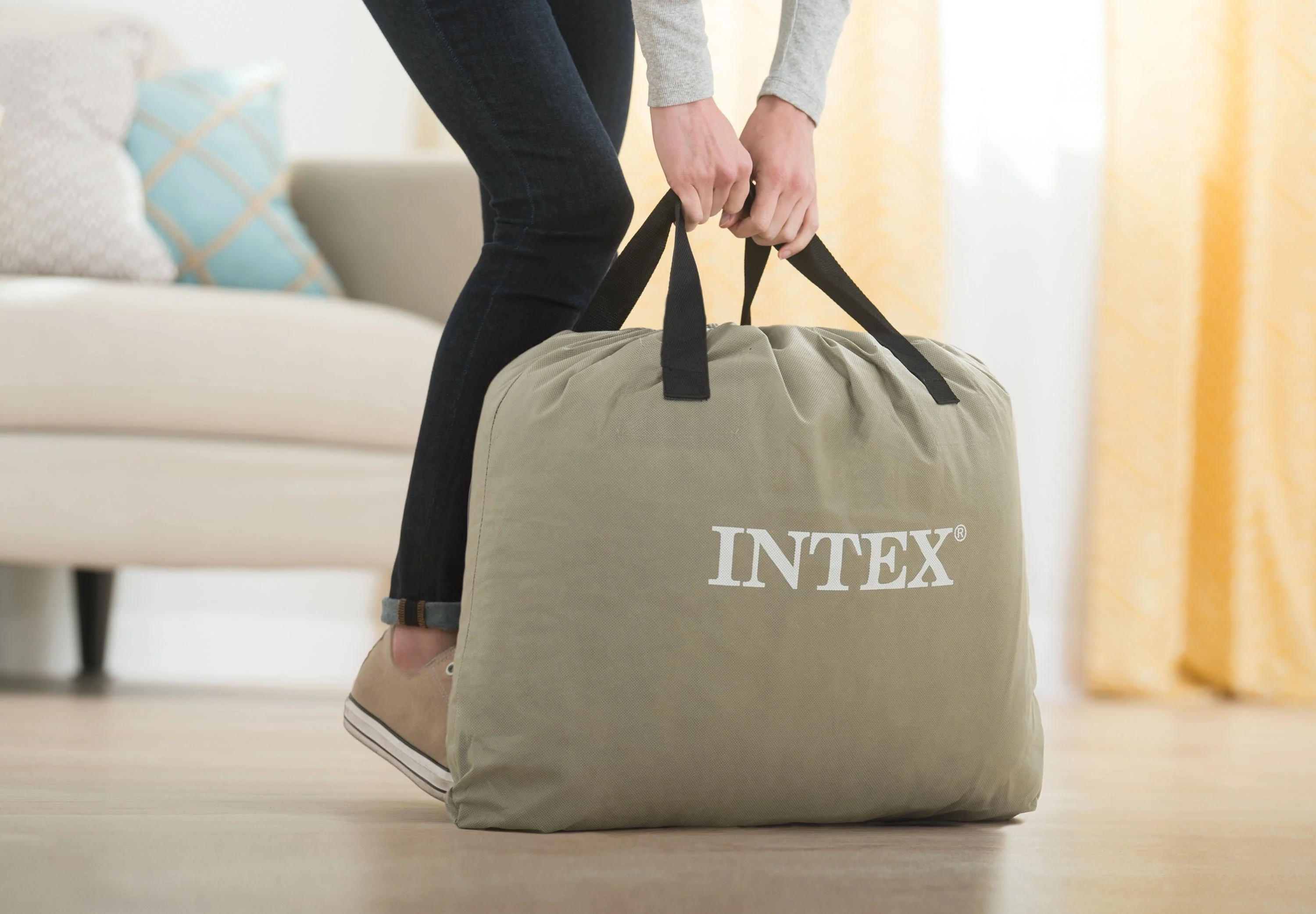 Intex 24" Dream Lux Pillow Top Dura-Beam Airbed Mattress with Internal Pump - Queen - Image 7