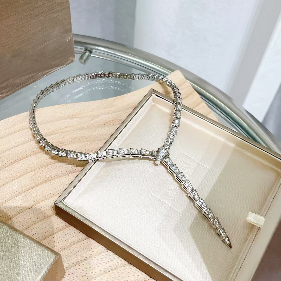 Bvlgari Serpenti Viper Necklace - Full Diamond - Original Replica Club