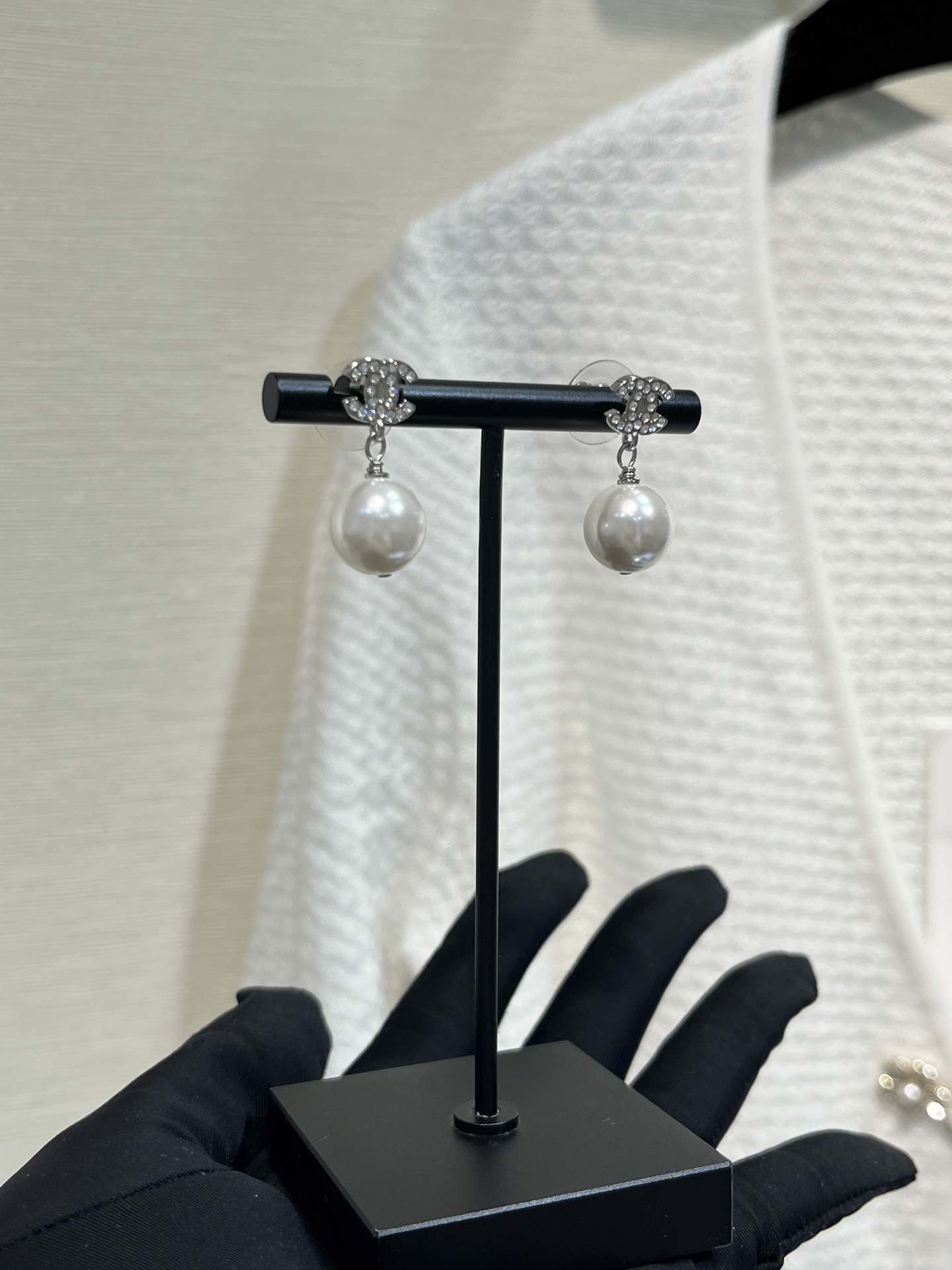 Chanel Classic Silver Coco Pearl Drop Earrings - Original Replica Club