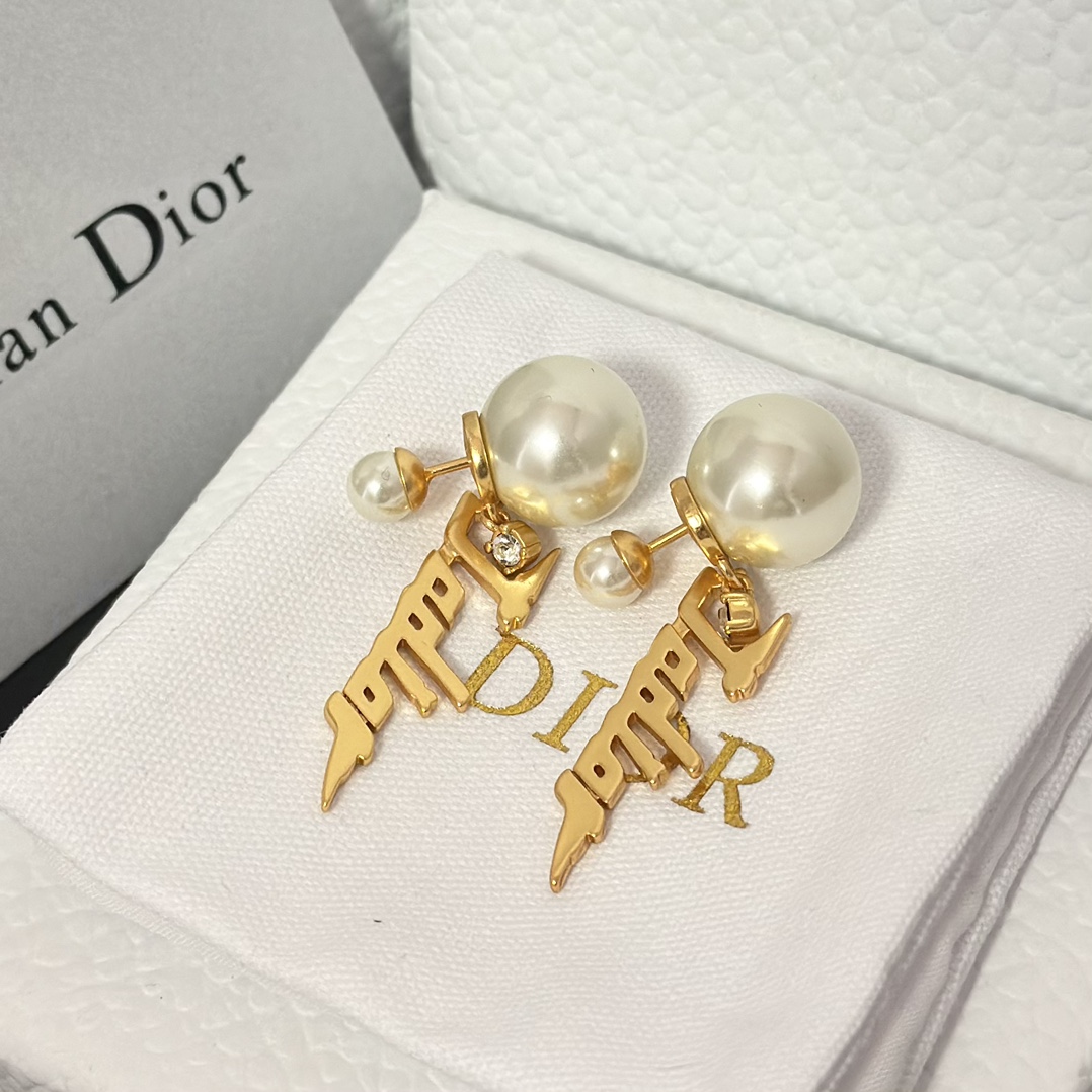 Dior Tassel JADIOR Pearl Earrings - Original Replica Club