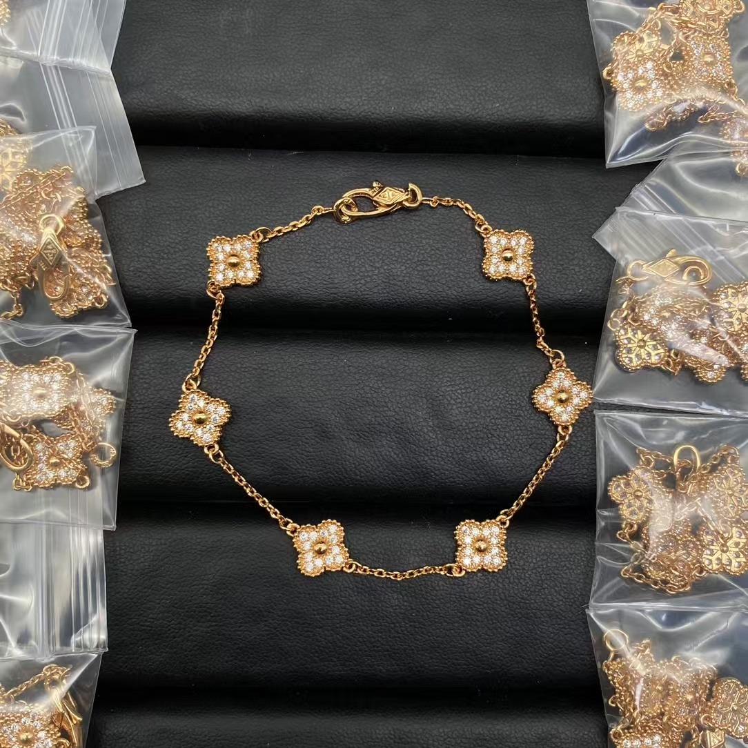 VCA Paved Full Diamond Sweet Alhambra Bracelet 6 Motifs - Original Replica Club