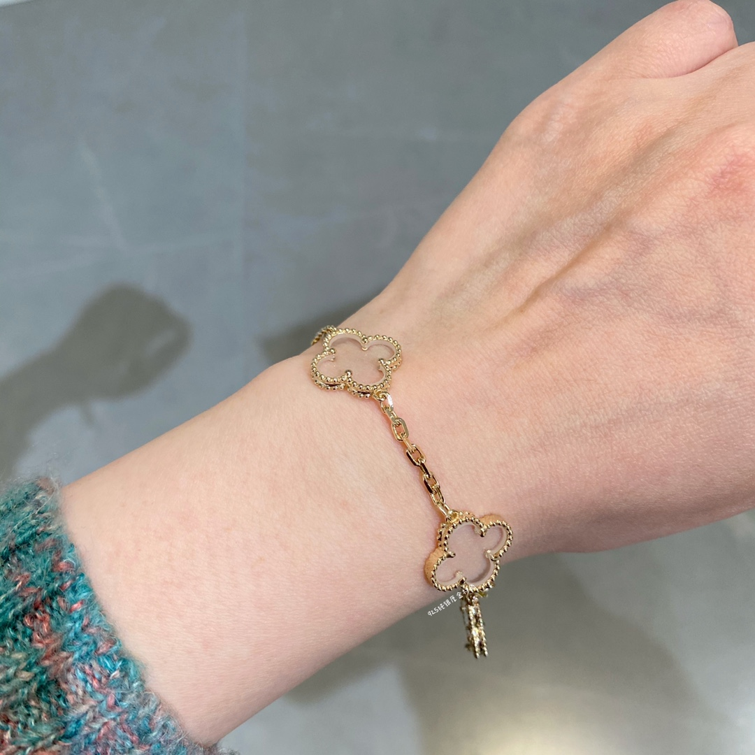 VCA Transparent Crystal Alhambra Bracelets, 5 Motifs - Original Replica Club