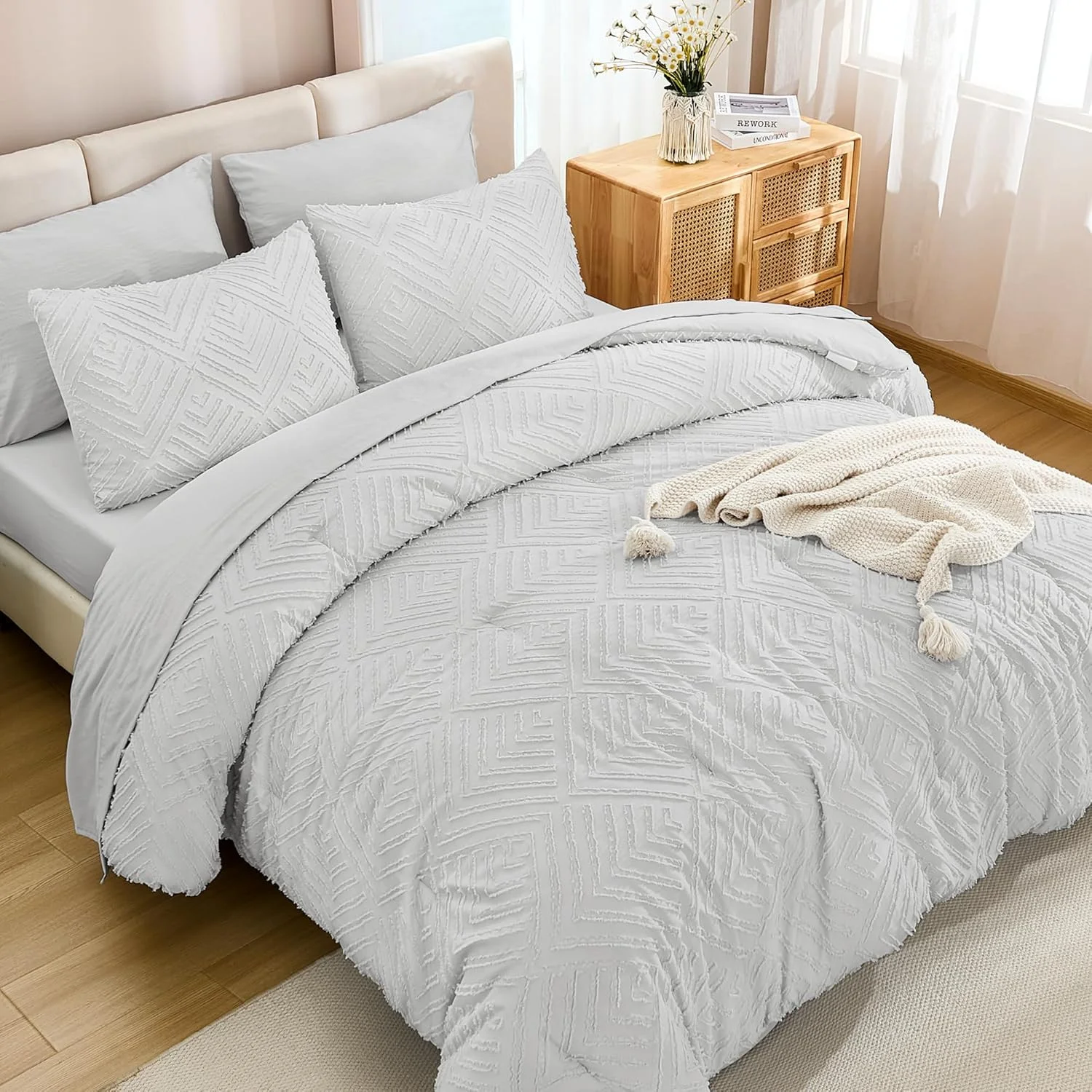 Queen Comforter Set 7 Piece Dark Emerald Green - Bed in a Bag Queen Boho Lightweight Fluffy Tufted Bedding Sets with Comforter, Sheets, Pillowcases & Shams - Image 20