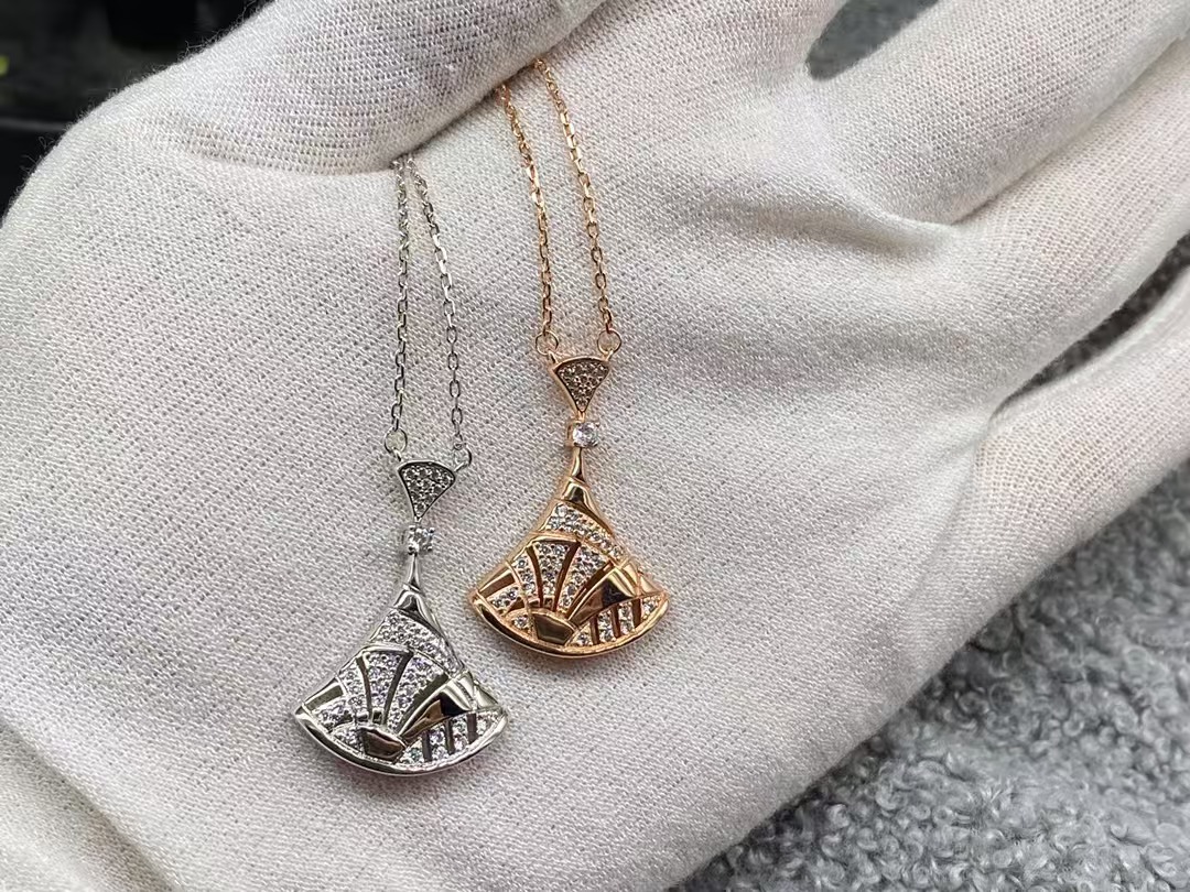 Bvlgari Divas' Dream Necklace - Original Replica Club