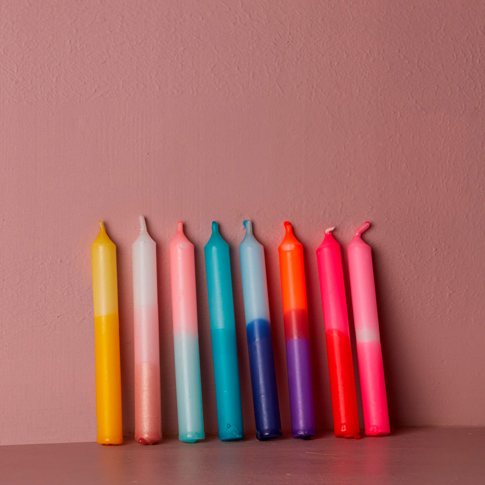 Set de 8 bougies anniversaire confetti