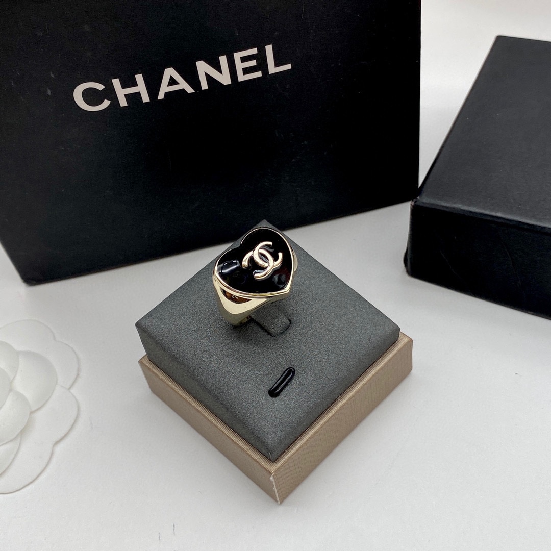 Chanel Black Enamel Heart Light Gold Ring - Original Replica Club