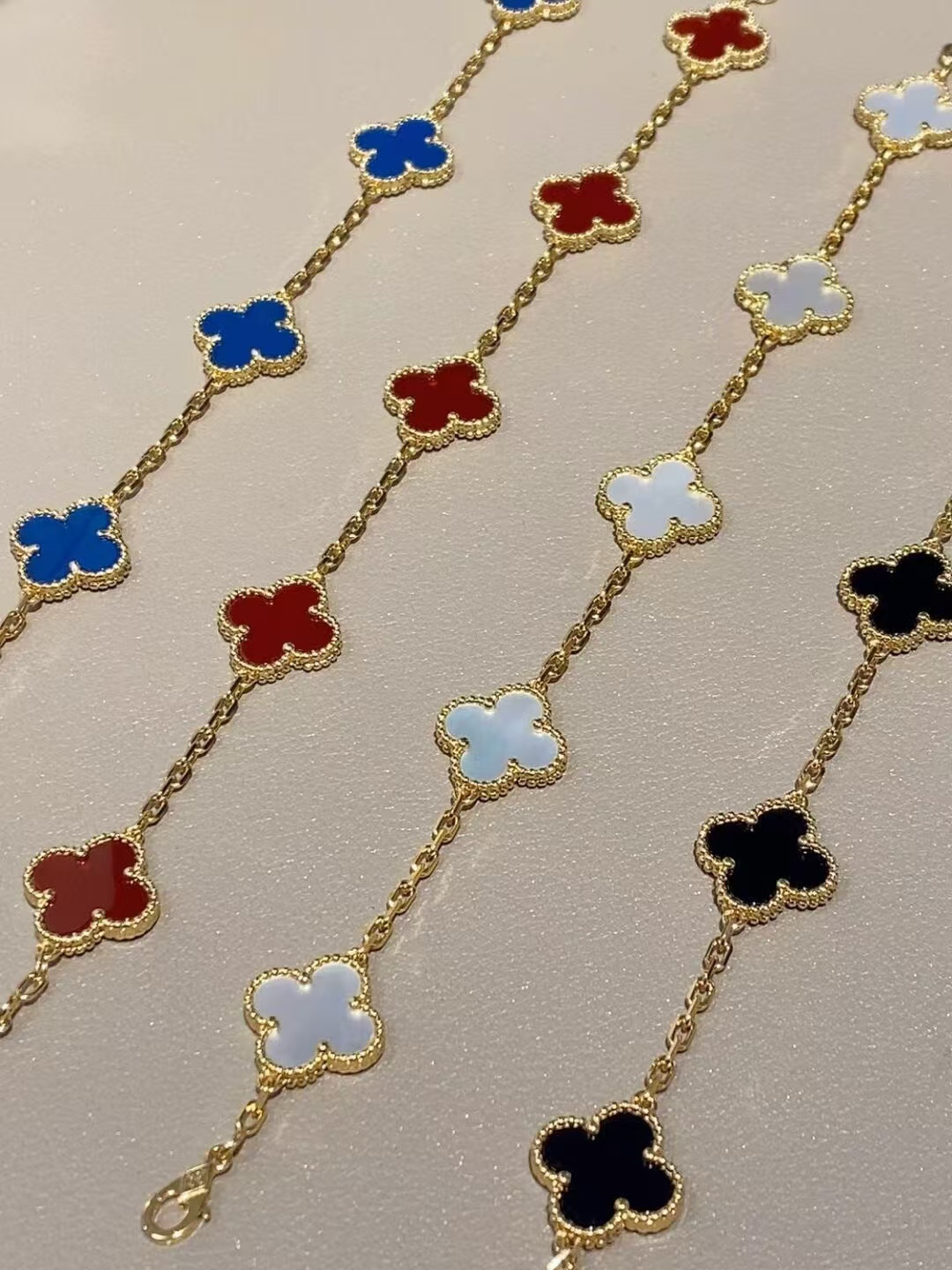 VCA Vintage Alhambra Bracelet 5 Motifs - Original Replica Club