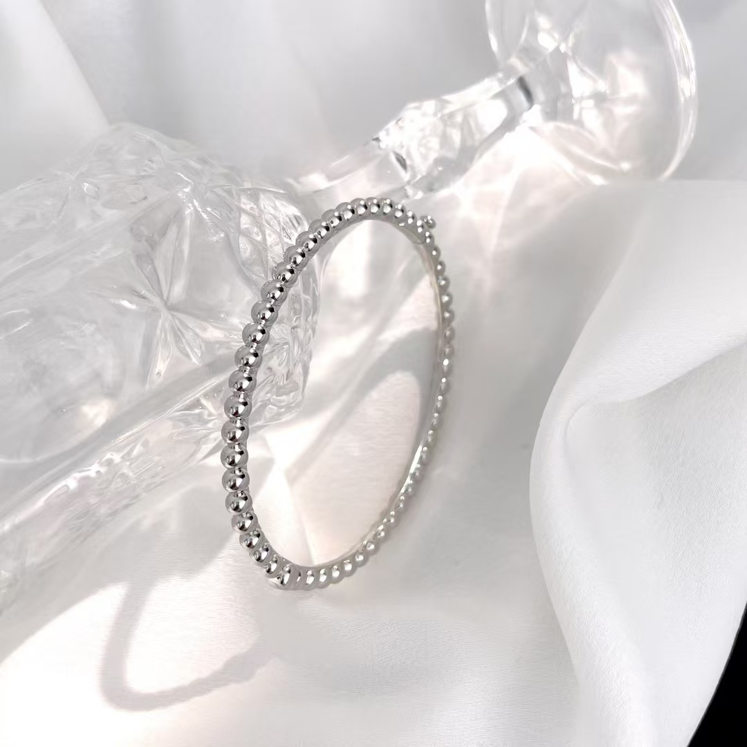 VCA Perlee Pearls of Gold Bracelet - Medium Bangle - Original Replica Club