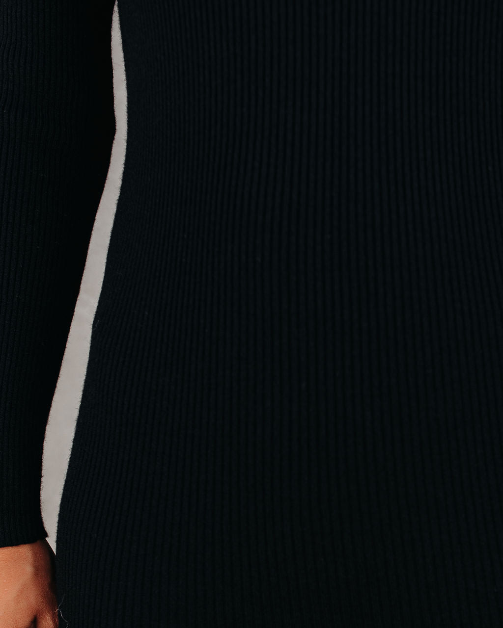 Newtown Mock Neck Knit Midi Dress - Black - Se7enfashion