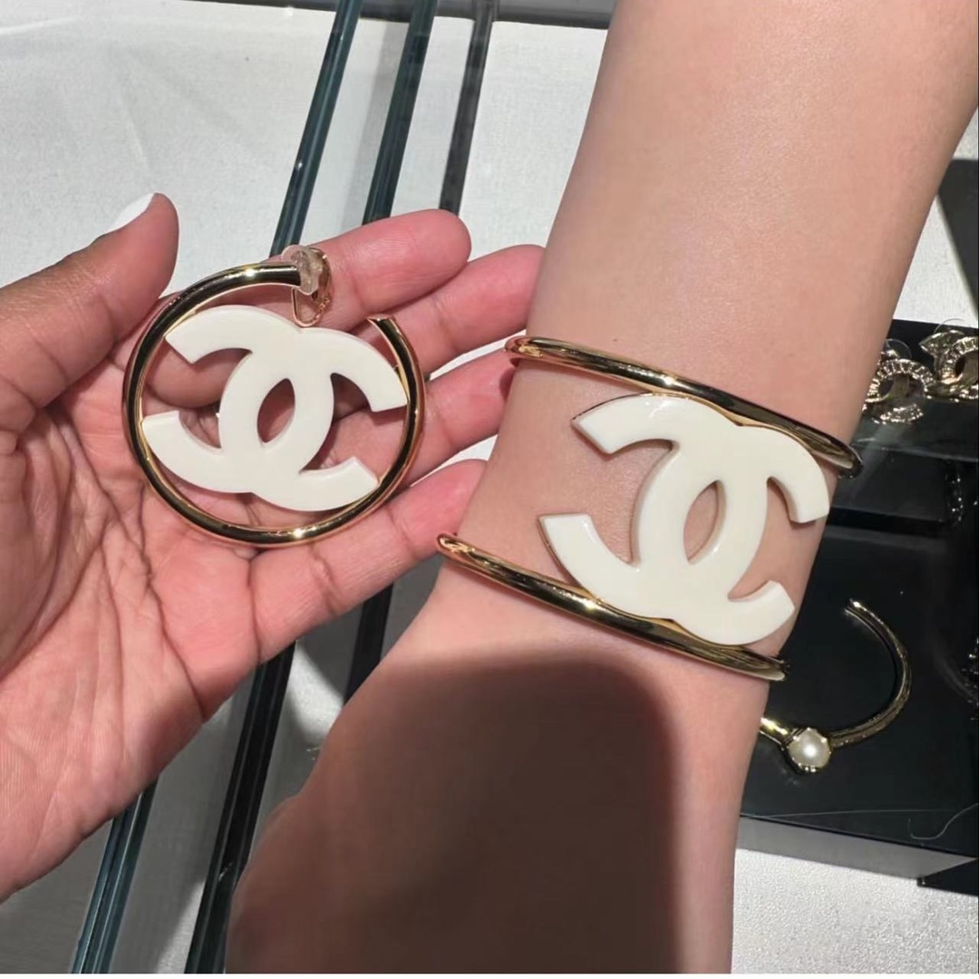 Chanel Funky Personality White CC Gold Cuff Bangle Bracelet - Original Replica Club