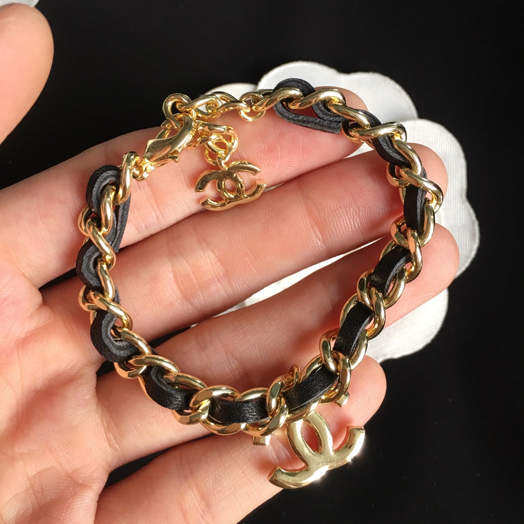 Chanel Leather Woven O Chain Bracelet Choker Necklace - Original Replica Club