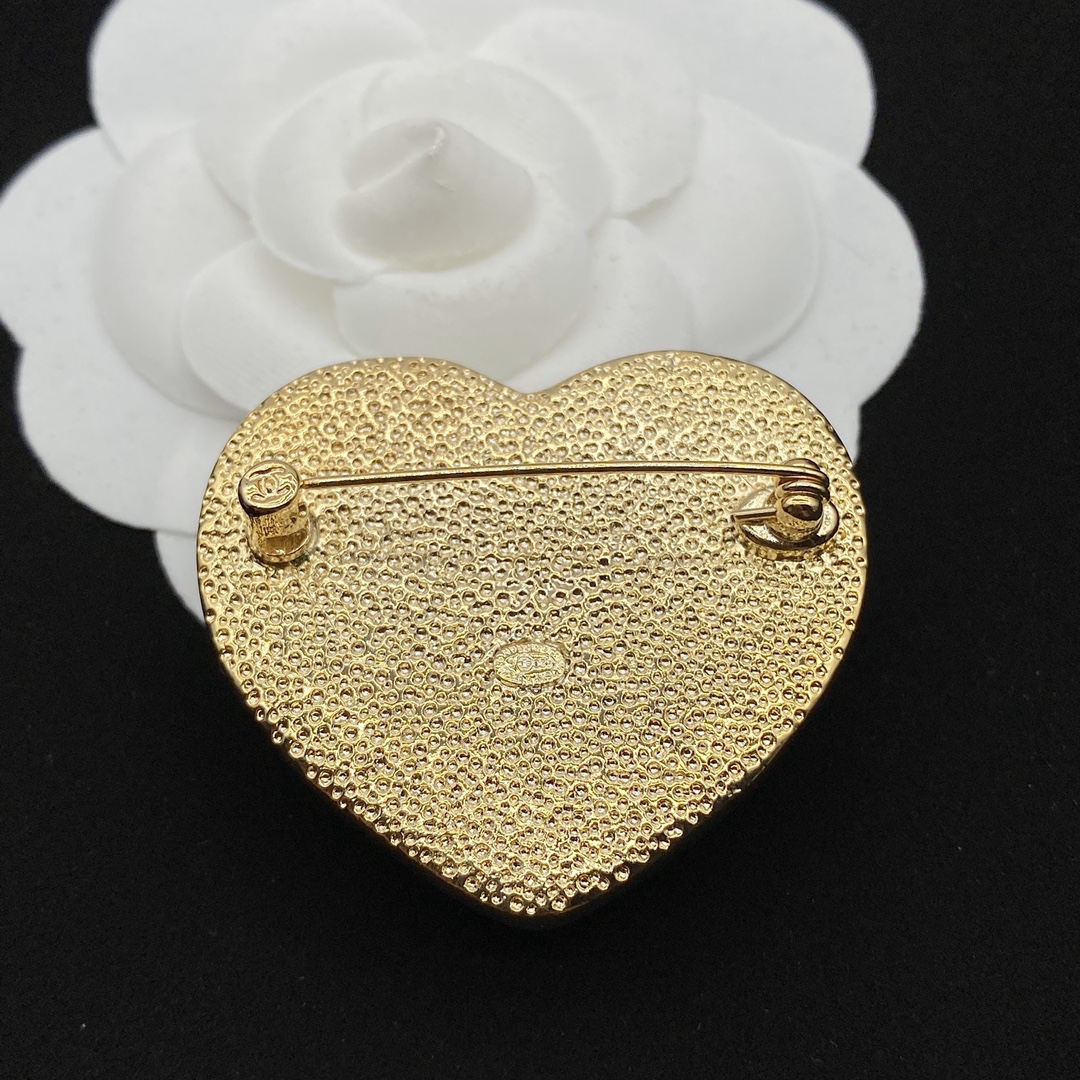 Chanel White Heart Brooch - Original Replica Club