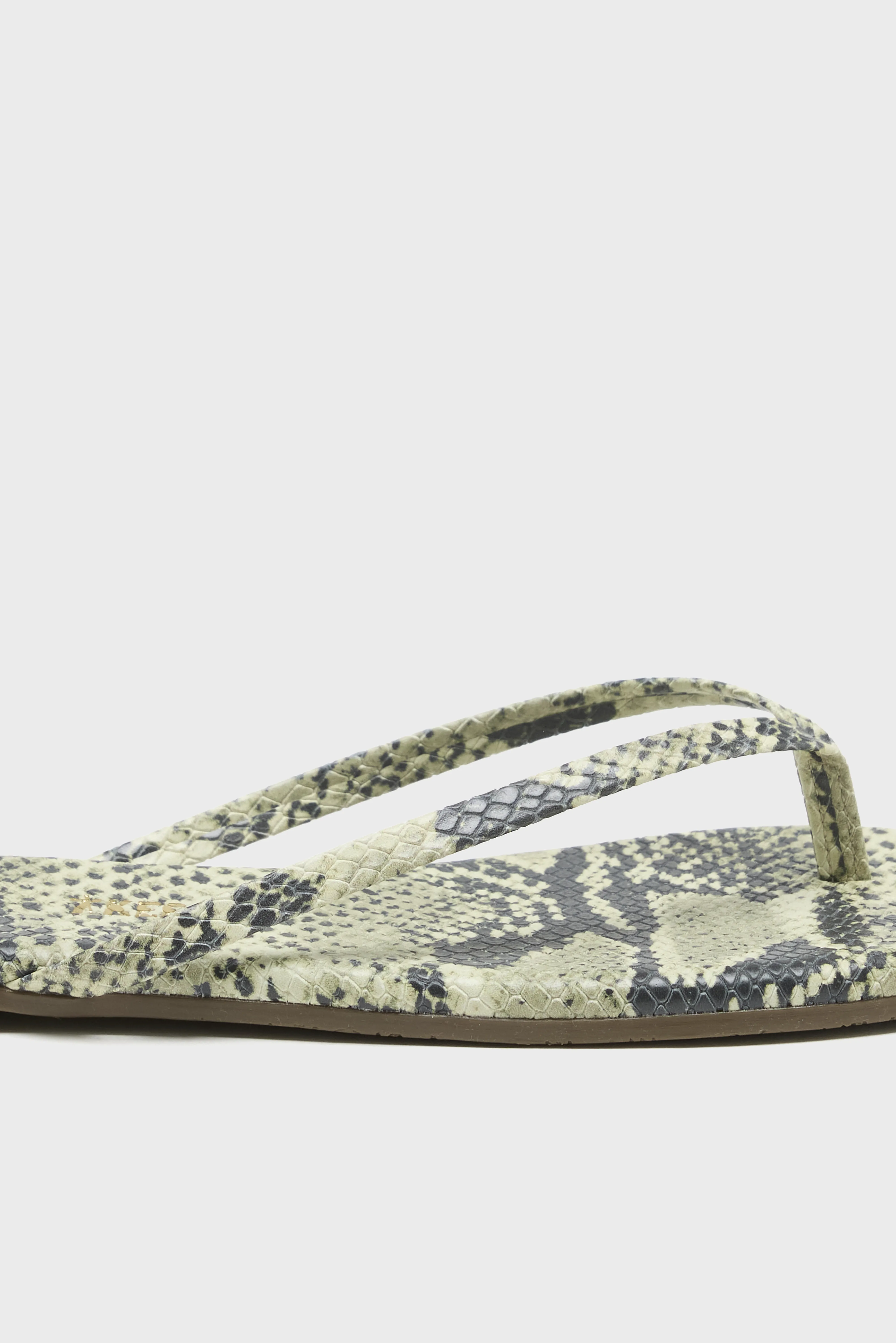 Bellerose Lily Vegan Animal Flip-flop Sandals  (261 / W / GREY)