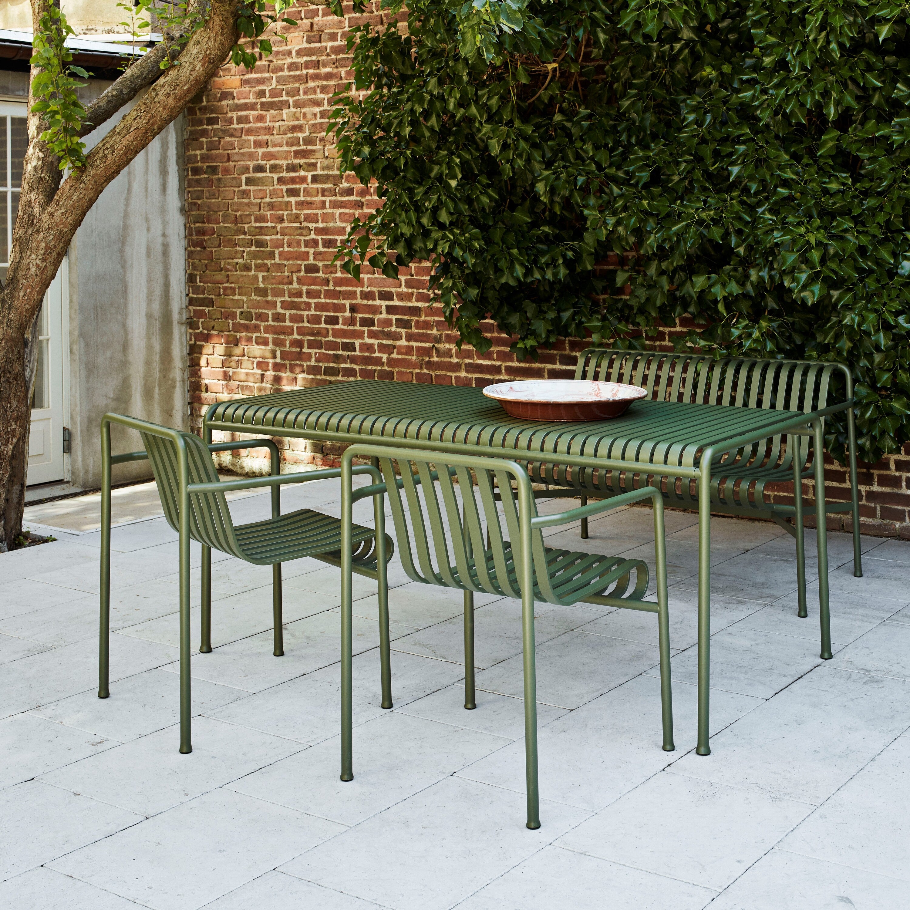 HAY Palissade Tuinstoel - Olijfgroen