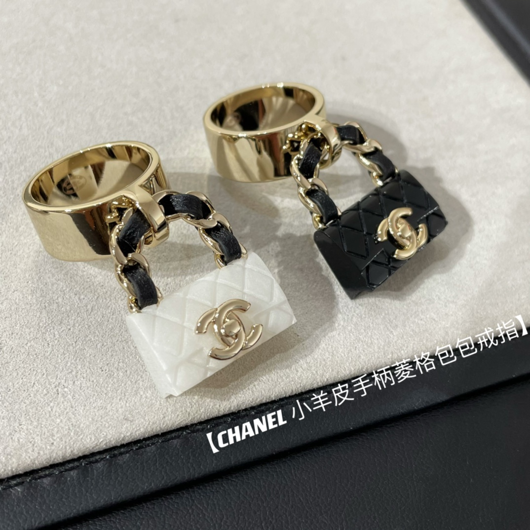Chanel Ring Handle Bag - Original Replica Club