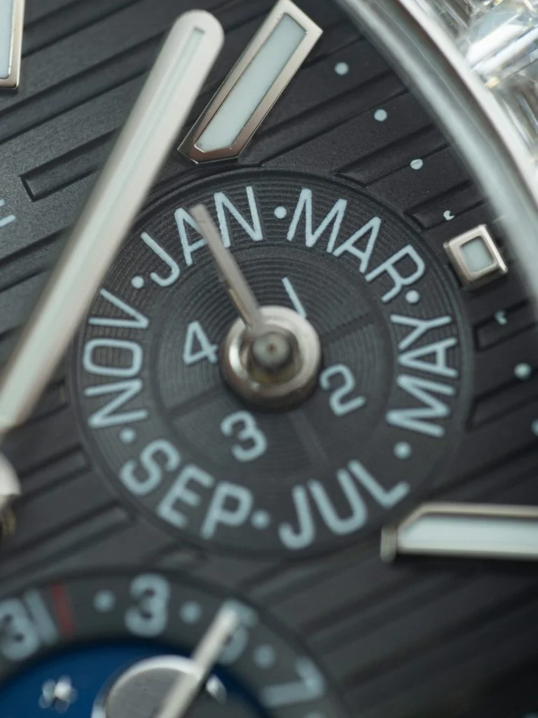 Replica Patek Philippe Nautilus Grey Dial Leather Strap 40mm