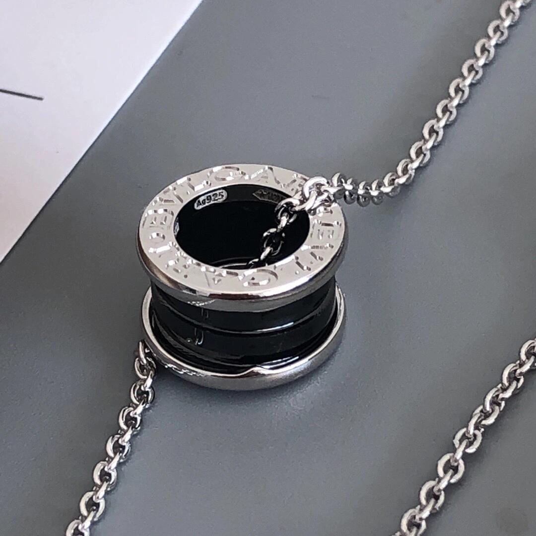Dupe Bvlgari B.zero1 Bracelet in Silver Chain with Black Ceramic - Original Replica Club