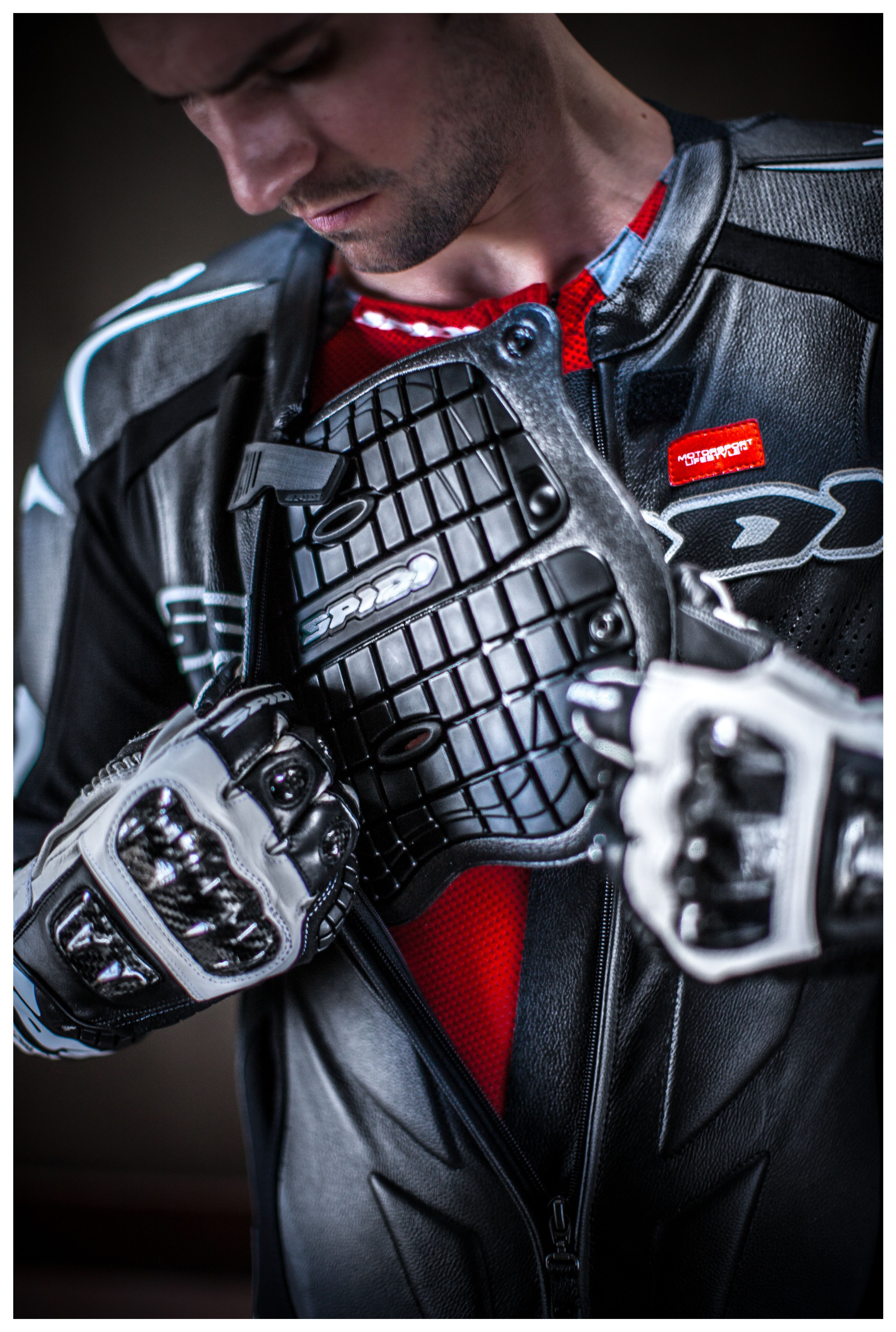 SportsBikeShop Spidi Warrior Chest Protector Black [Open Box]
