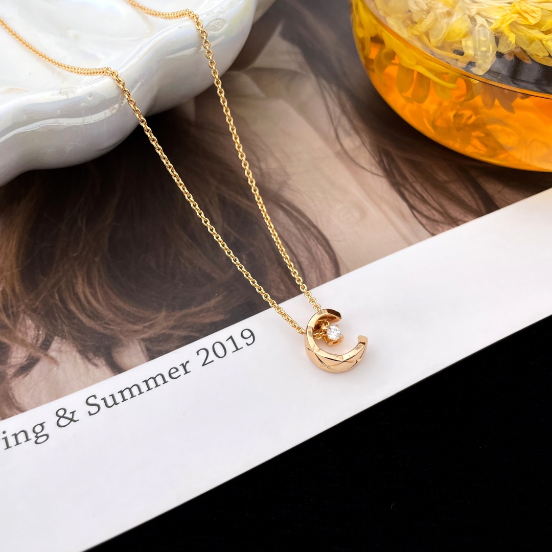 Chanel Coco Collier Necklaces Half Moon Style Three Colors Options - Original Replica Club