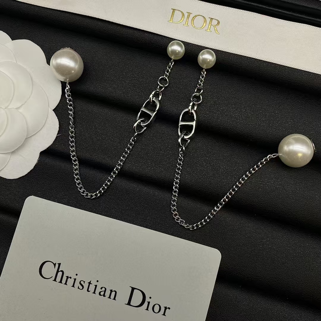Dior Chain Dangle Pearl Earrings - Original Replica Club