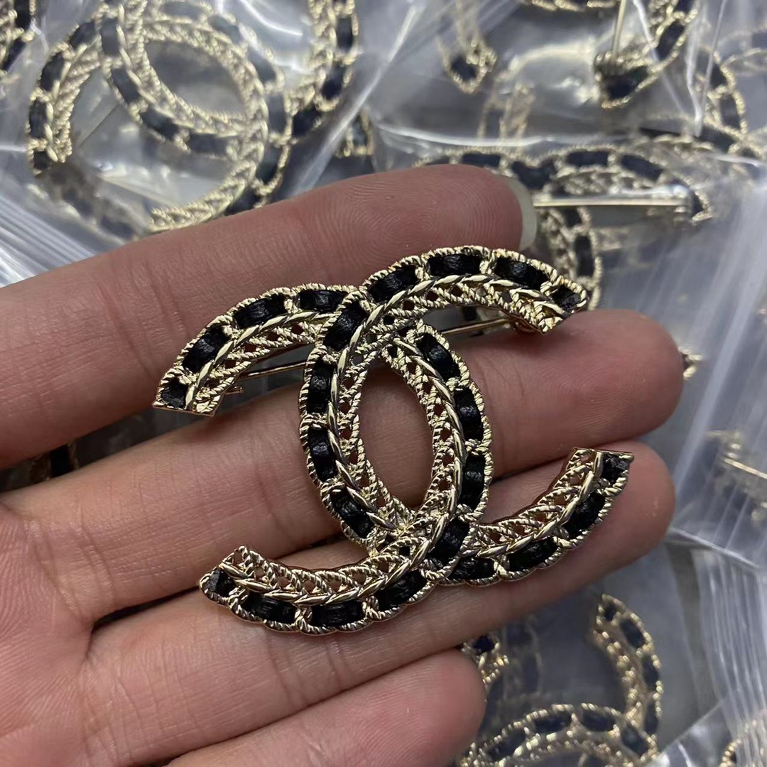 Chanel Black Leather Woven Brooch - Original Replica Club