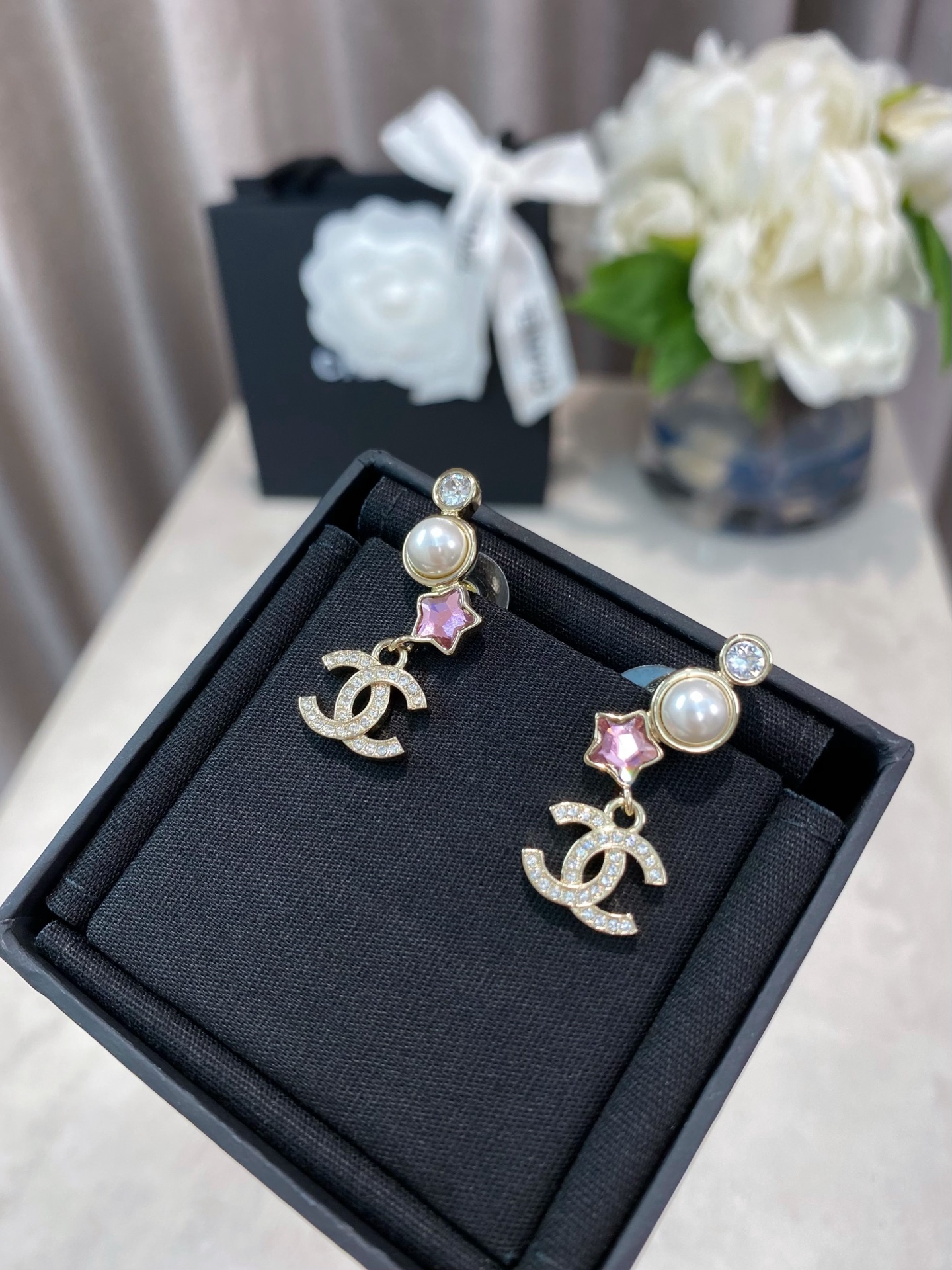 Chanel Rhinestone Pink Star Pearl CC Earrings - Original Replica Club