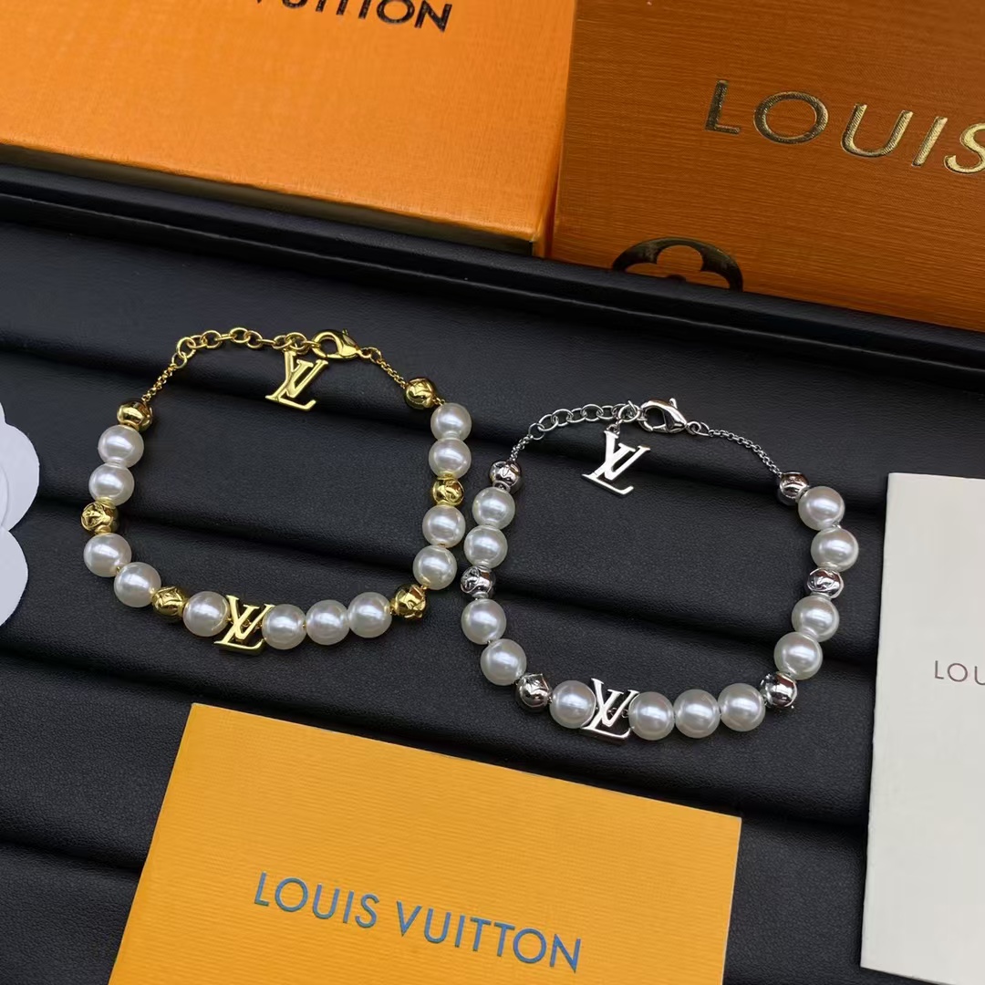 Louis Vuitton Pearl Bracelet - Original Replica Club