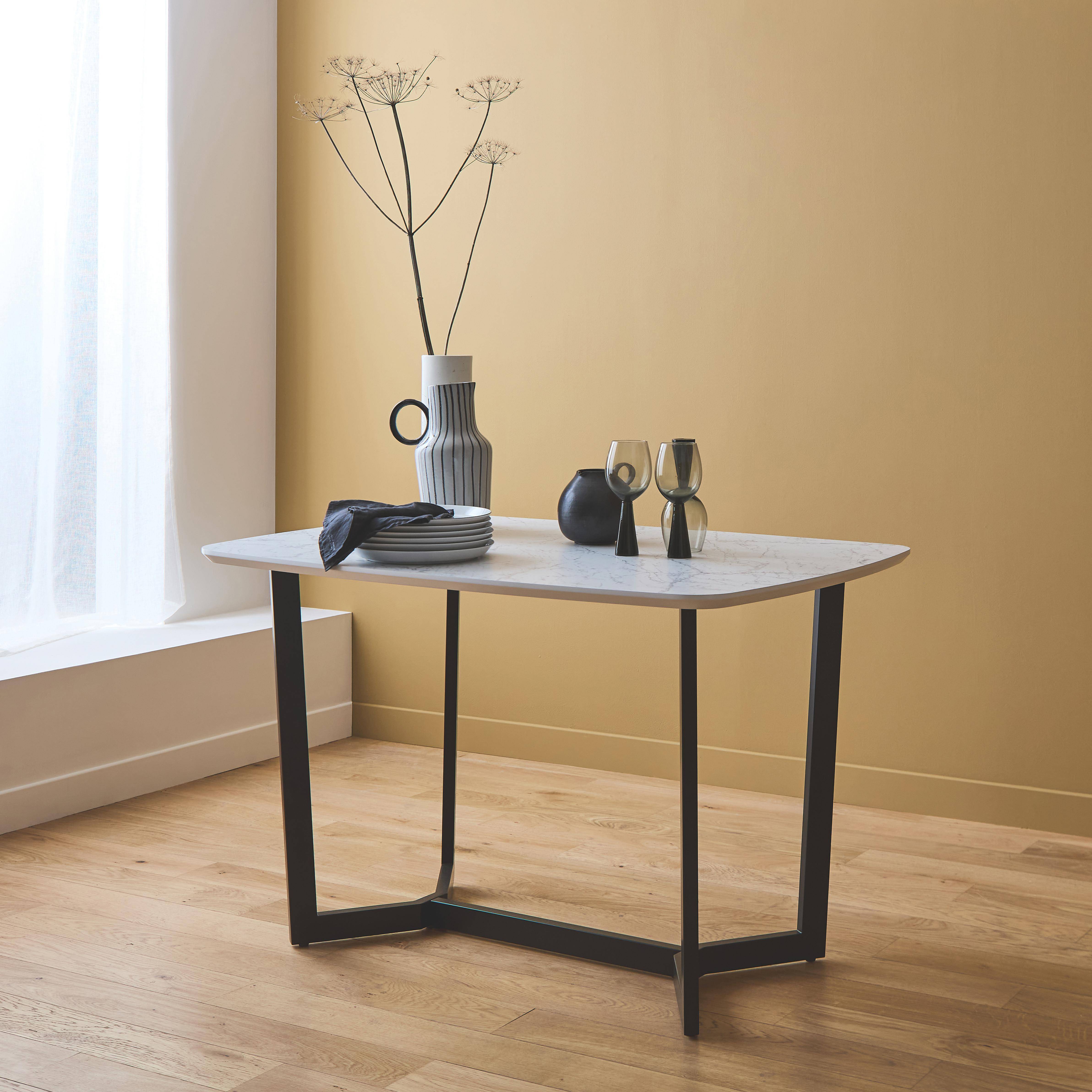 Ópalo - Mesa de comedor efecto mármol, patas de metal, de 4 a 6 plazas