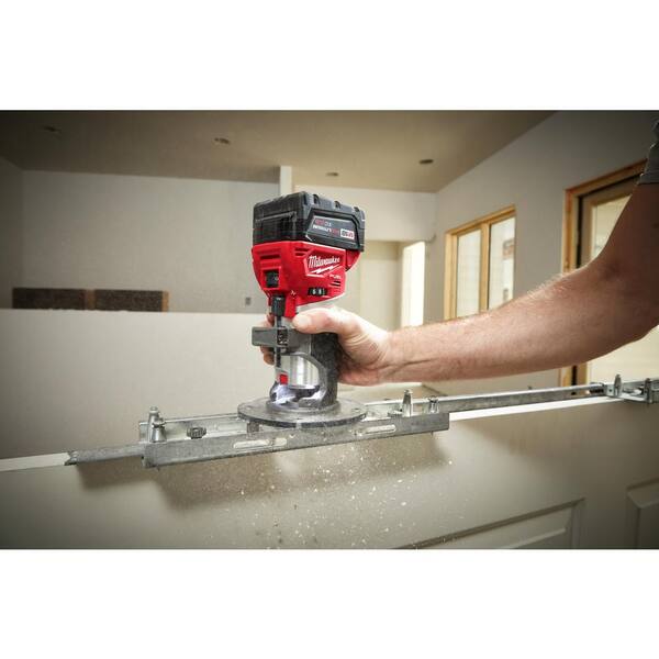 Milwaukee M18 Fuel 18V Lithium-Ion Brushless Cordless Compact Router With Plunge Base - 48-10-5601 - Image 10 Milwaukee M18 Fuel 18V Lithium-Ion Brushless Cordless Compact Router With Plunge Base - 48-10-5601 - Image 10