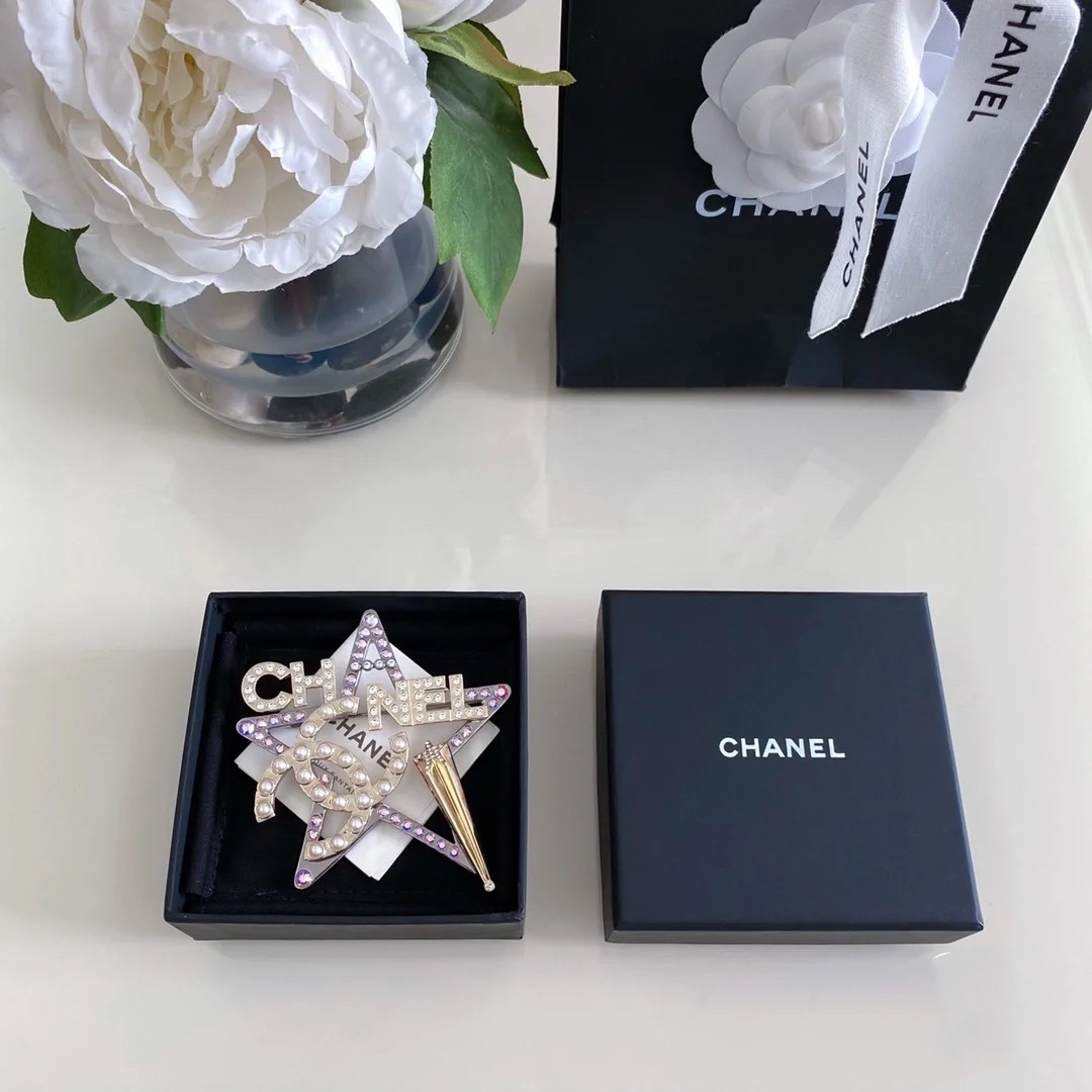 Chanel Brooch Star - Original Replica Club