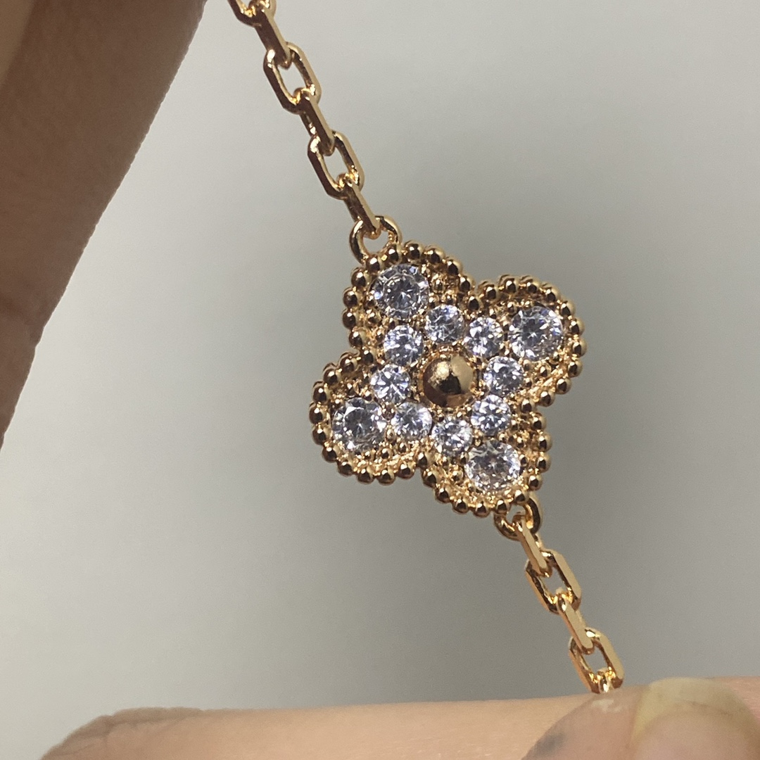 VCA Lapis Lazuli Vintage Alhambra Bracelet, 5 Motifs - Original Replica Club