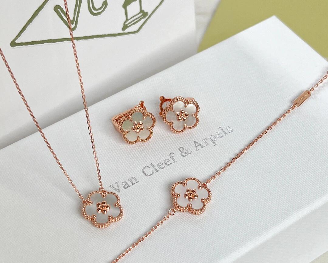 VCA Lucky Spring Earrings Bracelet Necklace - Original Replica Club