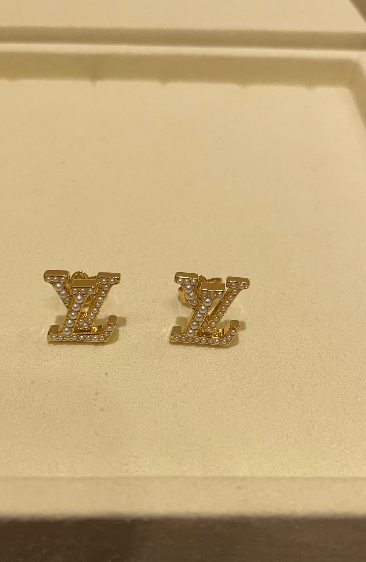 Louis Vuitton Pearl Paved LV Letter Stud Earrings - Original Replica Club